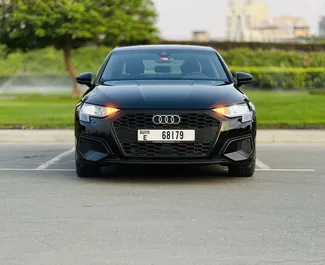 Прокат машины Audi A3 Sedan №8285 (Автомат) в Дубае, с двигателем 1,4л. Бензин ➤ Напрямую от Роди в ОАЭ.