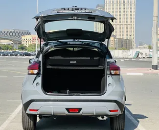Автопрокат Nissan Kicks в Дубае, ОАЭ ✓ №8311. ✓ Автомат КП ✓ Отзывов: 4.