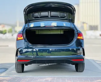 Hyundai Accent – автомобиль категории Эконом напрокат в ОАЭ ✓ Без депозита ✓ Страхование: ОСАГО, Полное КАСКО, Молодой.
