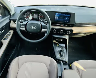 Hyundai Accent 2024 – прокат от собственников в Дубае (ОАЭ).