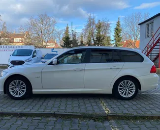 BMW 3-series Touring – автомобиль категории Комфорт, Премиум напрокат в Чехии ✓ Депозит 200 EUR ✓ Страхование: ОСАГО, КАСКО, Супер КАСКО, От угона, Без депозита.