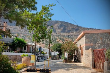 Rent a car in Plaka (Agios Nikolaos)